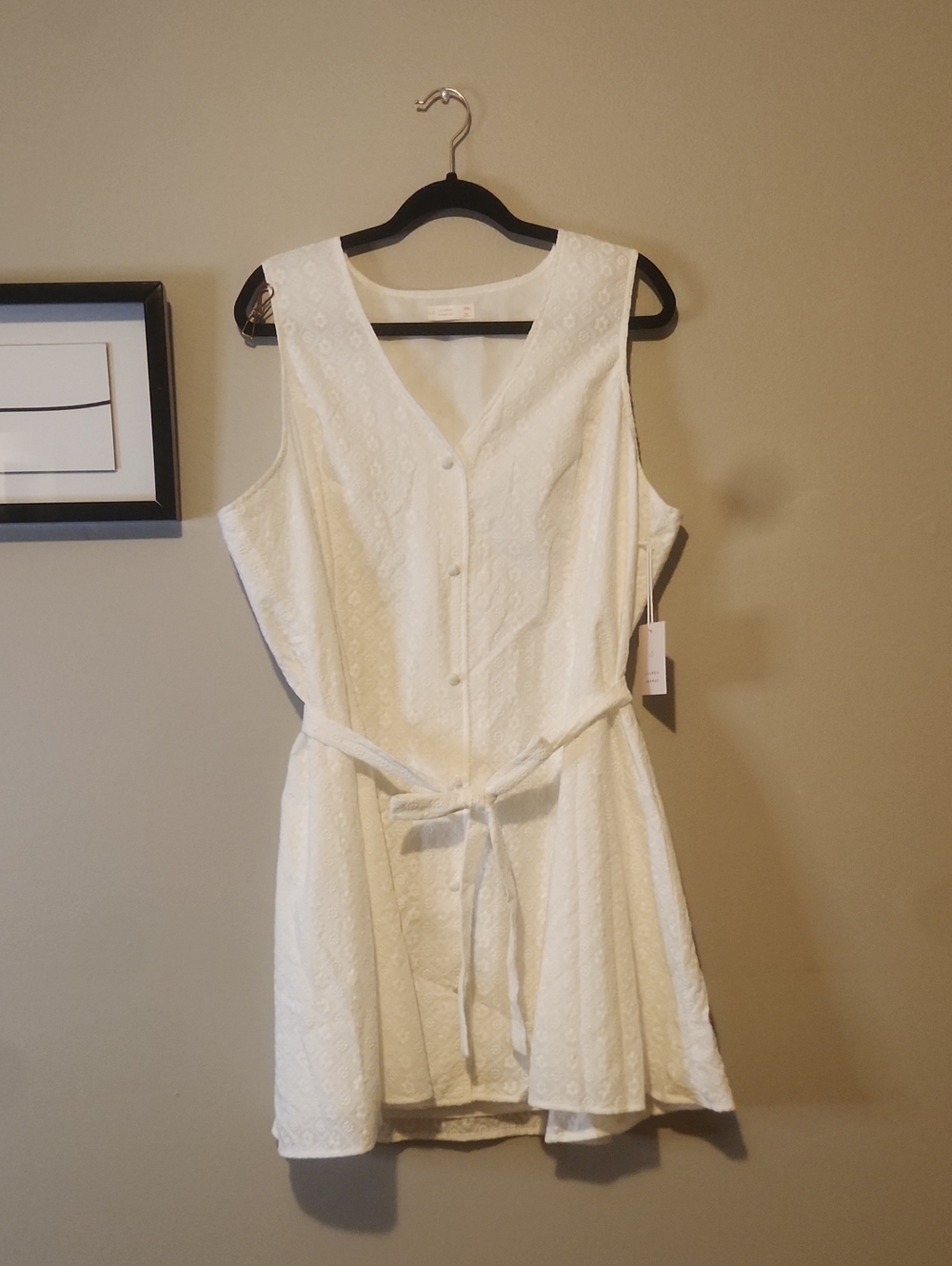LC Lauren Conrad White Sleeveless Lace Button-Front Dress with Tie Waist